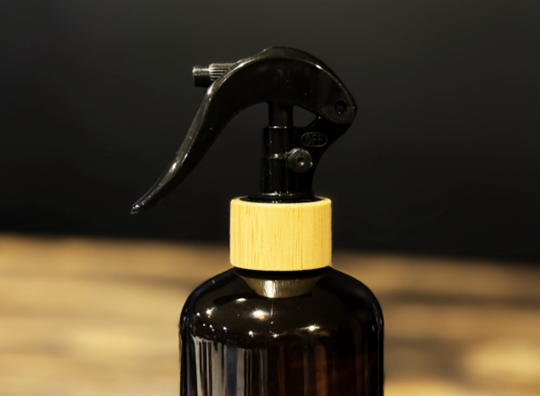 White Tea + Sage Room + Linen Spray - Image 3