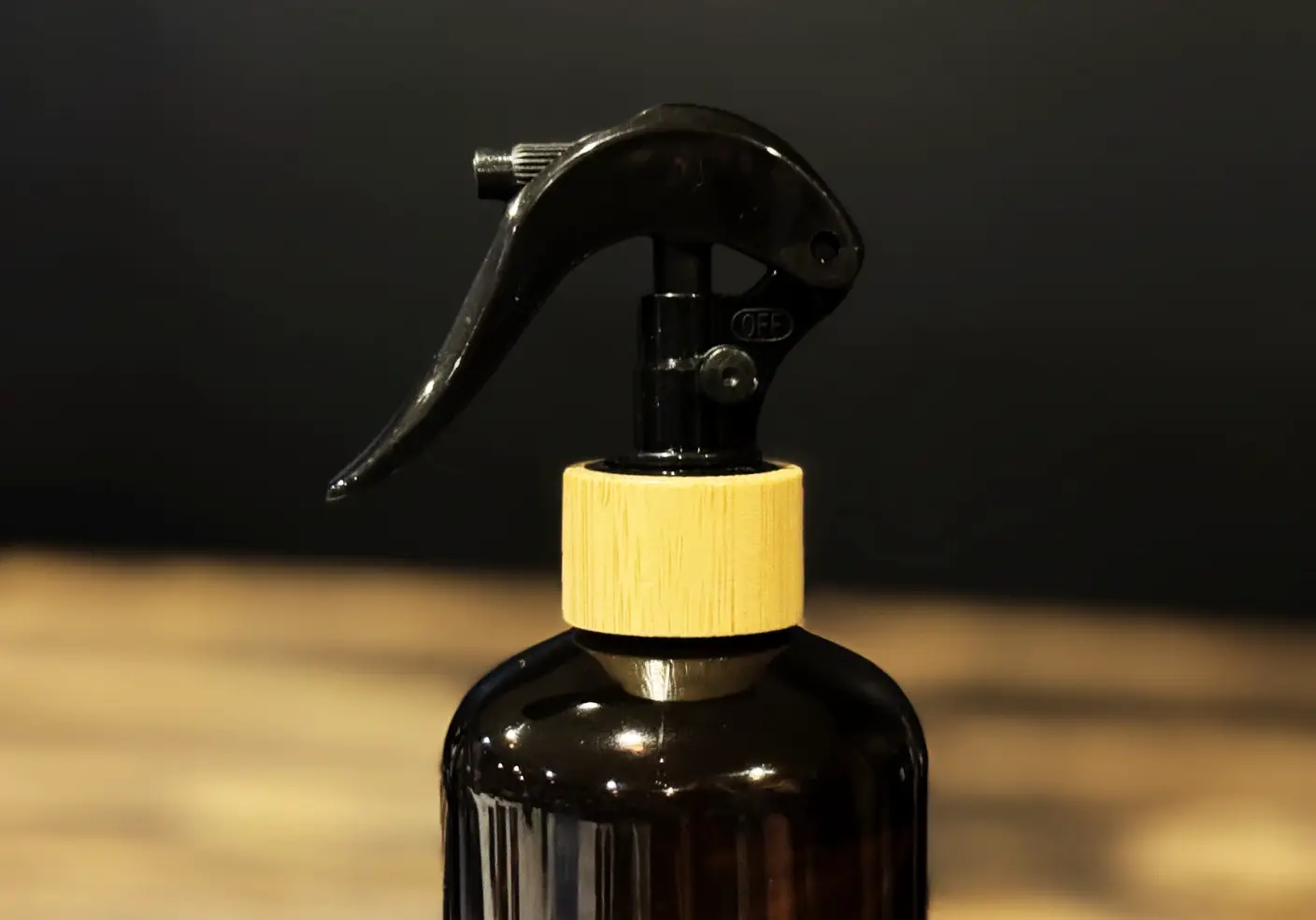 Sea Salt + Orchid Room + Linen Spray - Image 2