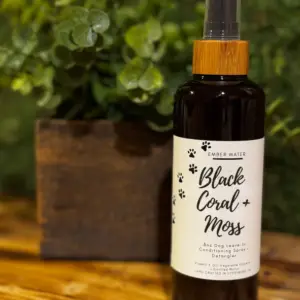 Black Coral + Moss Dog Detangling + Conditioning Spray 8 oz