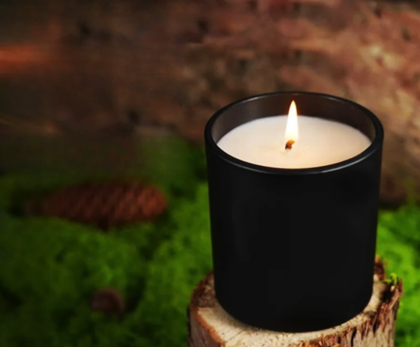 High Maintenance 16 oz 100% Soy Candle - Image 4
