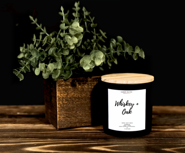 Whiskey + Oak 16 oz 100% Soy Candle - Image 3