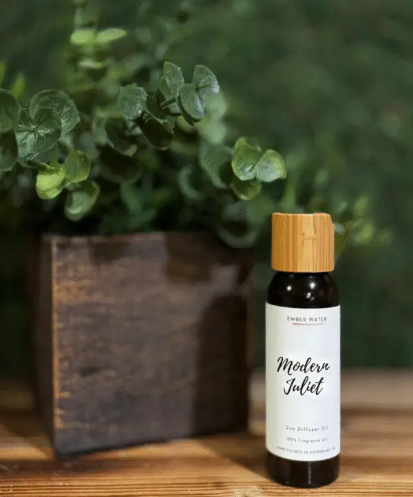 Modern Juliet Diffuser Oil